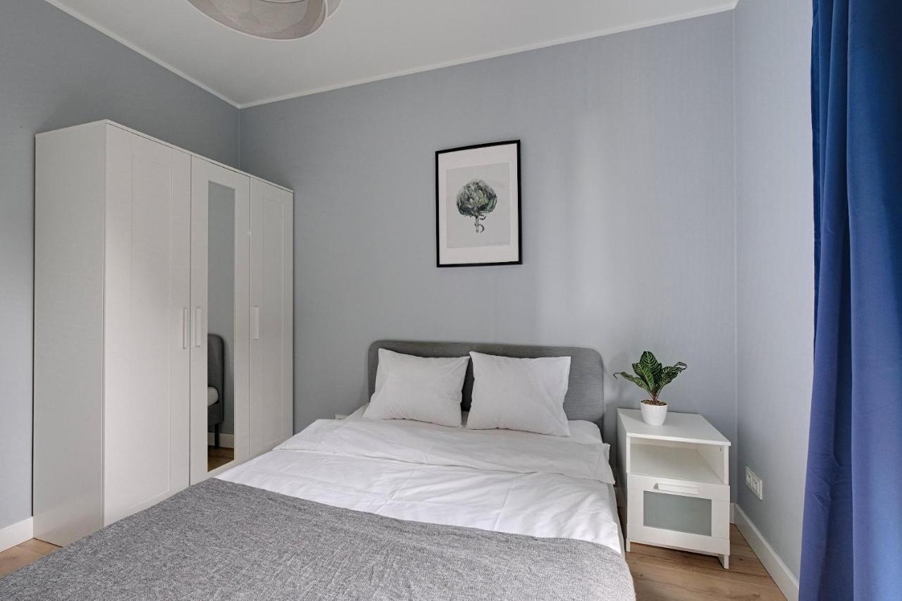 ワルシャワ2Br Apt Strzelecka 24 With Balconyアパートメント エクステリア 写真